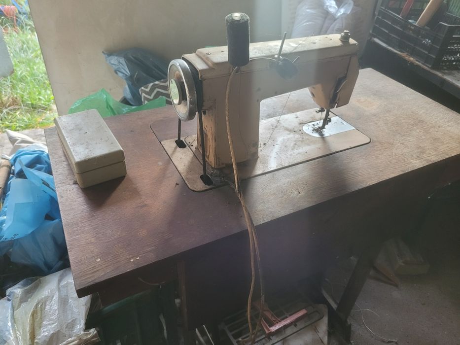 Maszyna do szycia Łucznik