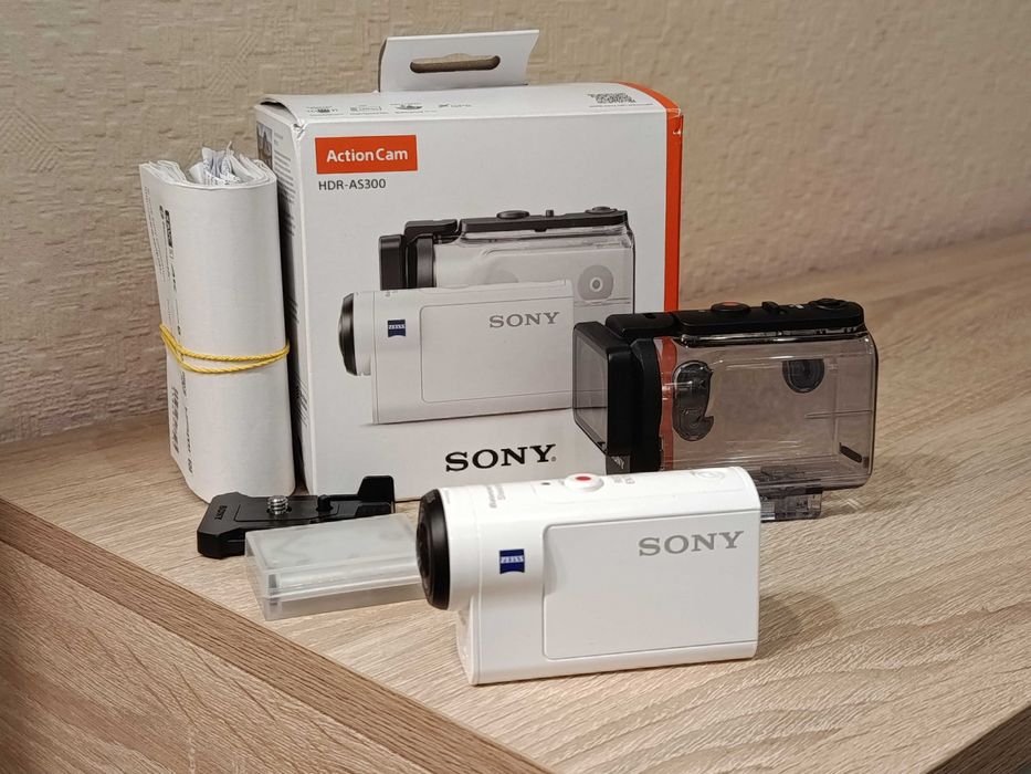 Єкшен камера sony hds-as300 (повний комплект)