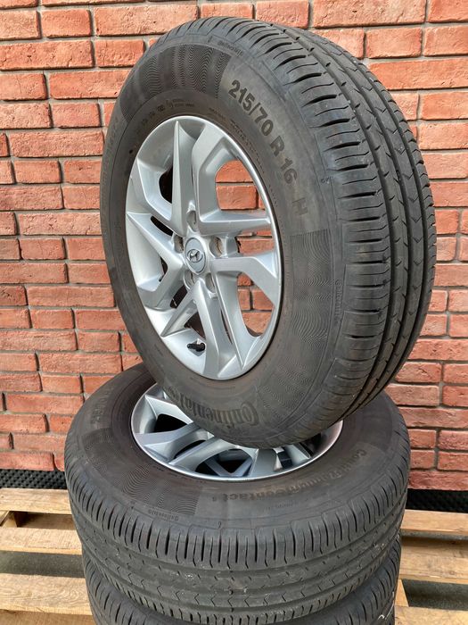 Koła Hyundai Tucson 6.5Jx16H2 ET45 5x114,3 Continental 215/70 16'