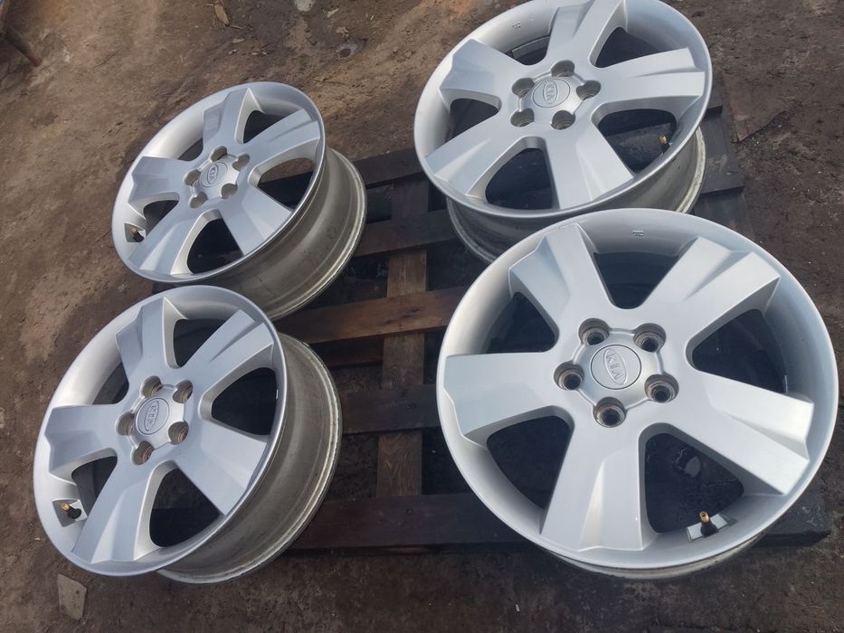 Диски Кія-Венга/Хундай R17/5×114.3/6.5J/ET-54/DIA 67.1mm;з Данії;гарні