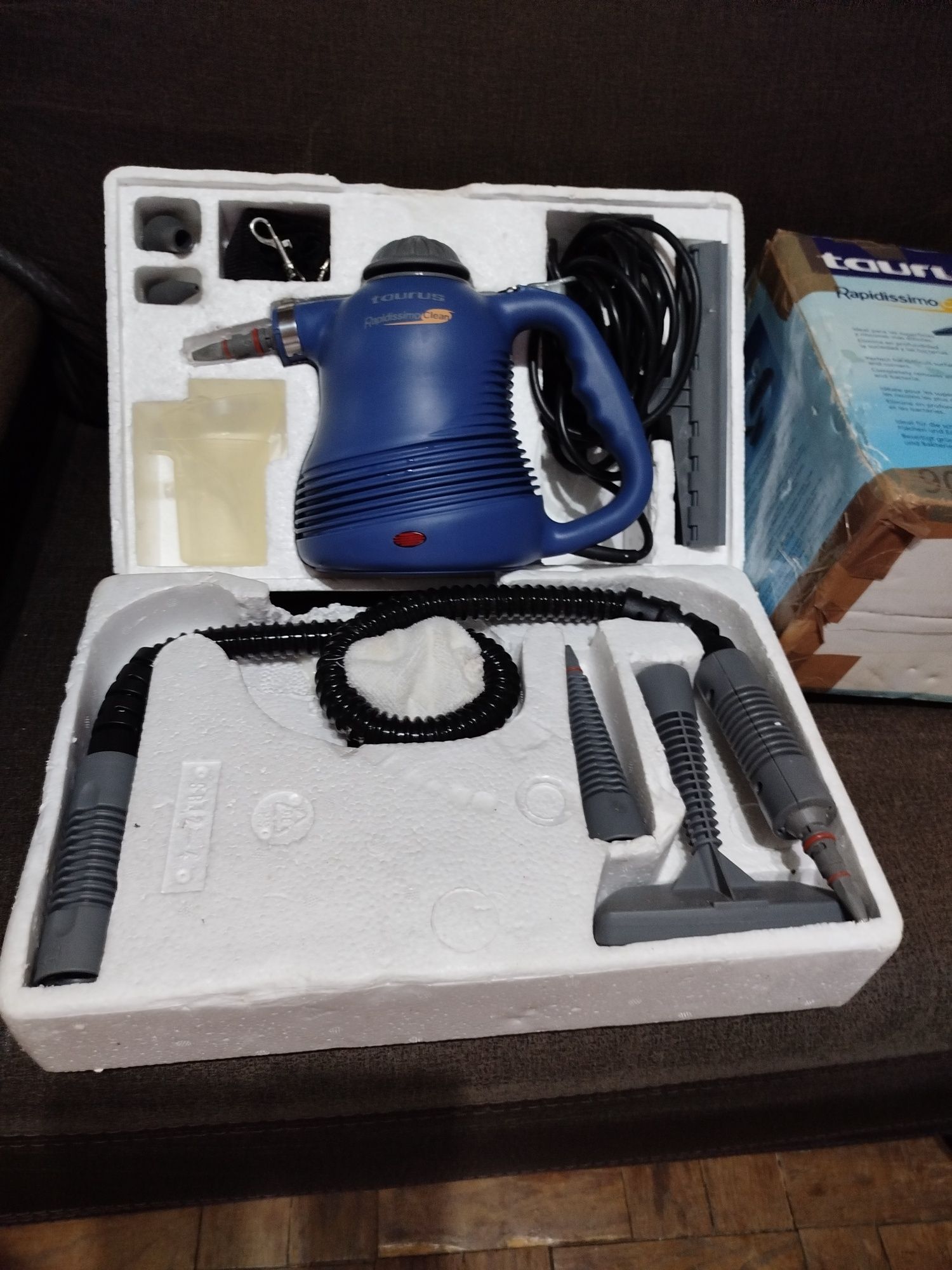 Vendo Maq limpeza da Taurus como nova