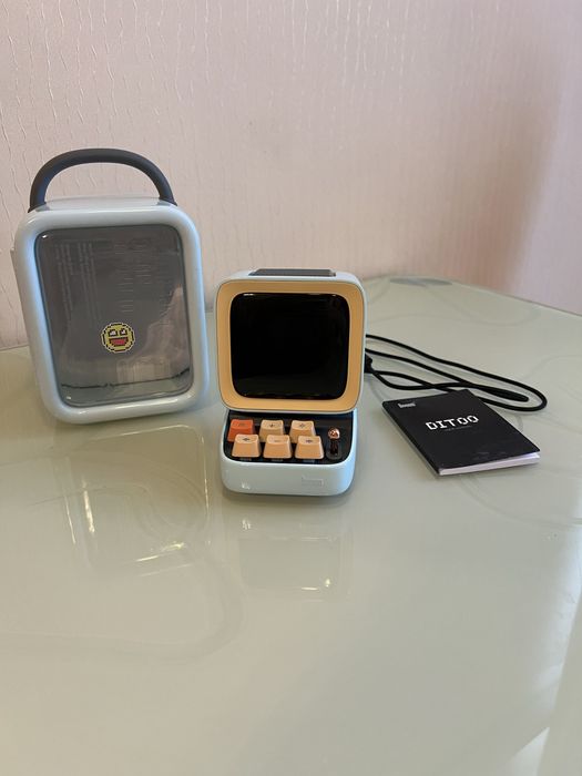 Колонка/часи Divoom Ditoo