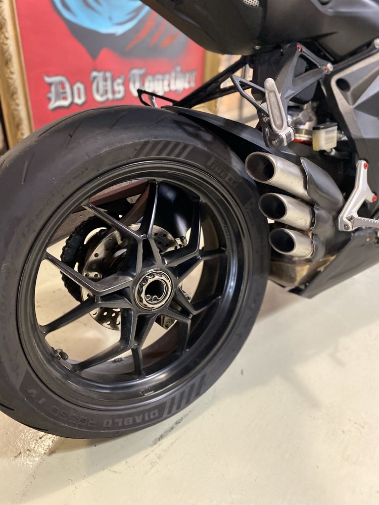 MV Agusta F3 800