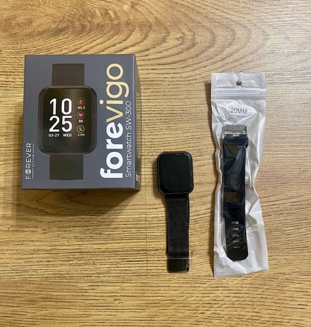 Zegarek smartwatch Forever Forego SW-300 czarny