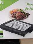 GRILL de mesa usada 1 vez