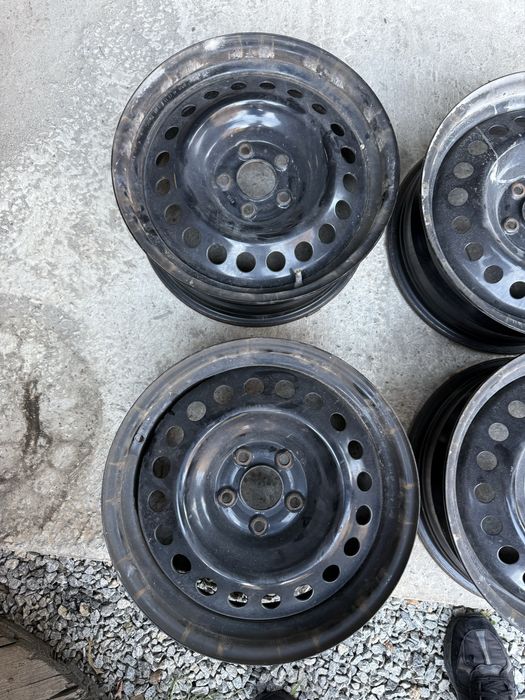 Диски металеві Ніссан Рог, Х-трейл R17 оригінальні металеві та колпаки