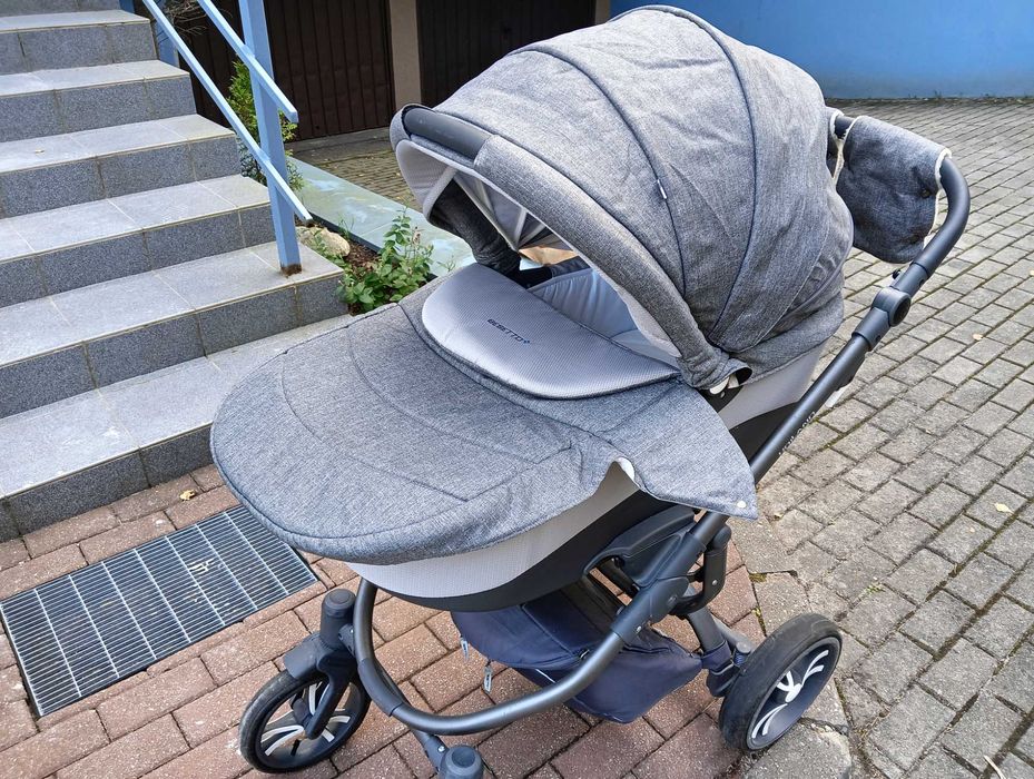 Bebetto Holland 3w1 , komplet z adapterami i nosidełkiem Maxi Cosi