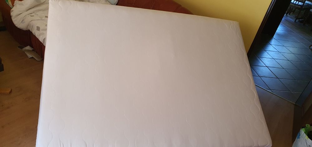 Materac 140x200x25