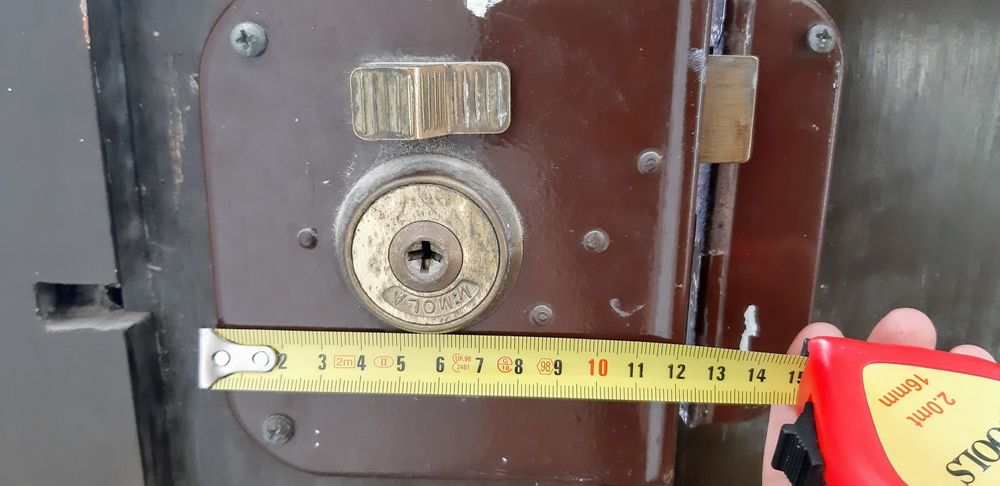 Fechadura de porta antiga