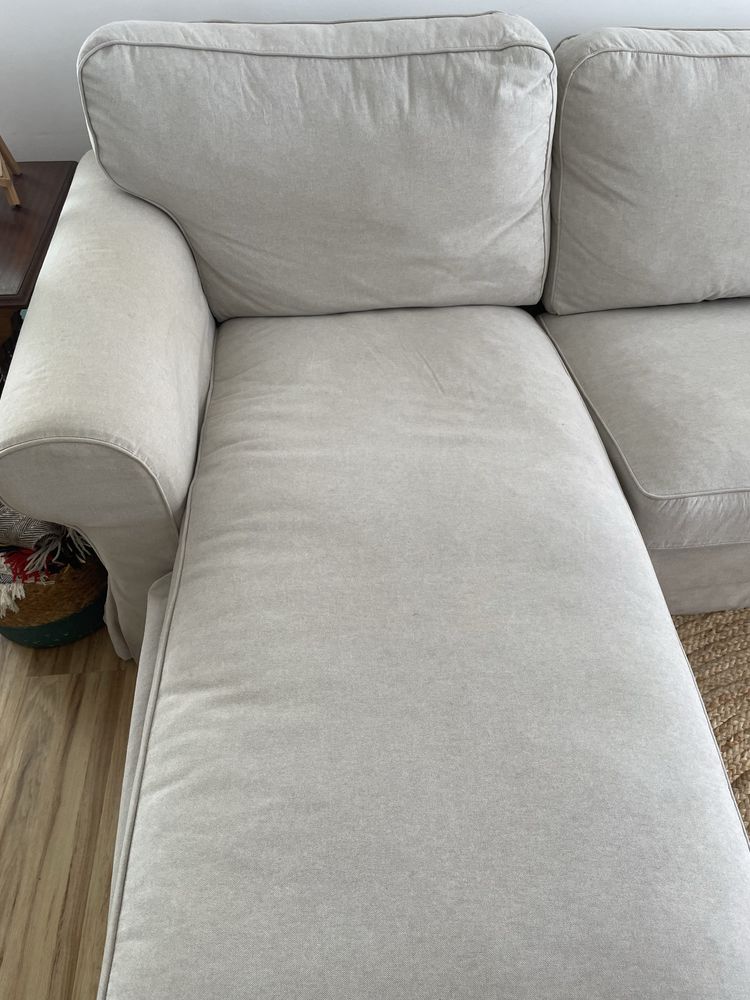 Sofa IKEA Ektorp bege 3 lugares com chaise longue