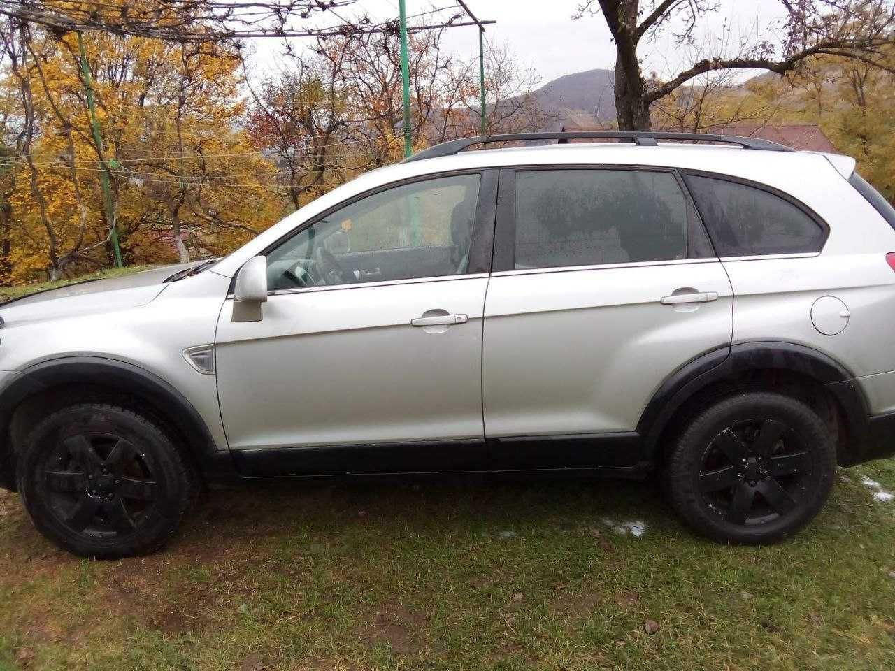 Продам Chevrolet Captiva 2.4