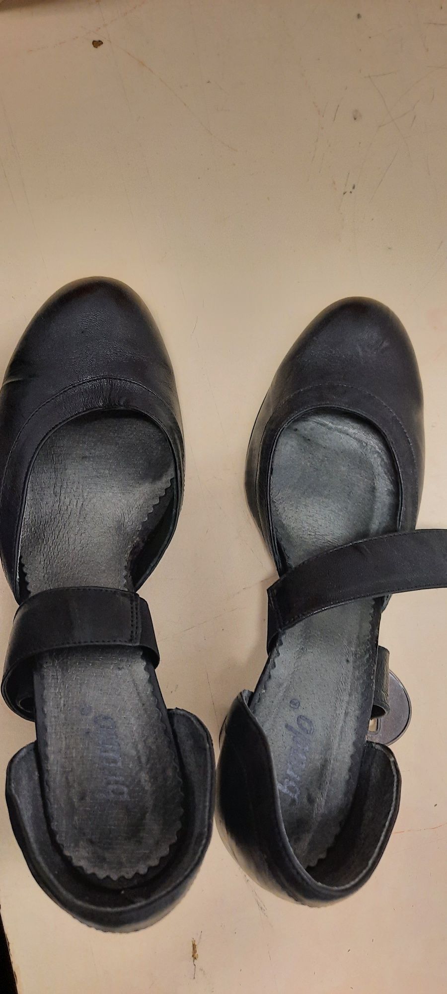 Buty skórzane firmy Brado