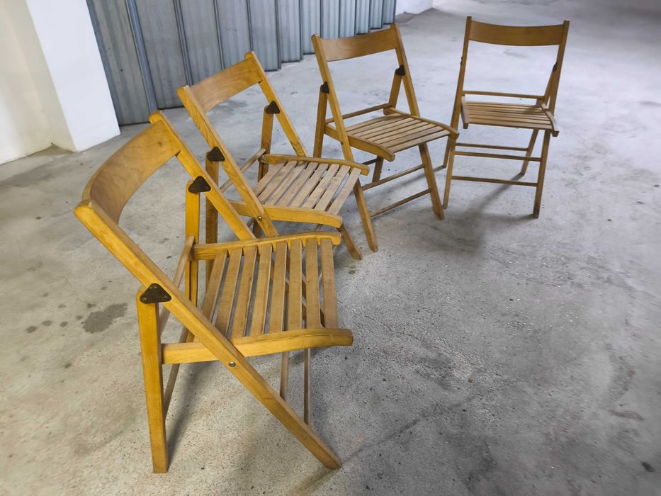 4 cadeiras dobráveis