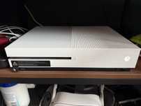 X box one S 500gb+ stacja ładowania +zestaw gier