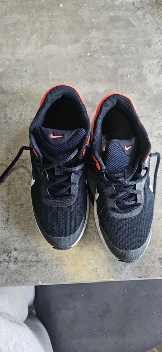 Sapatilhas usadas tamanho 35