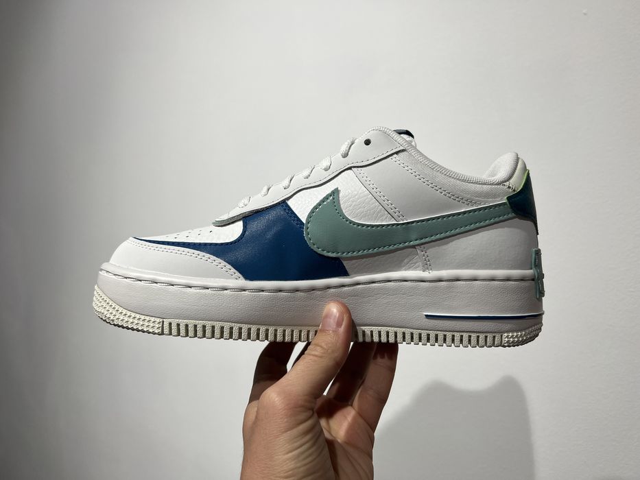 Кросівки Nike W Air Force 1 Shadow DZ1847-101