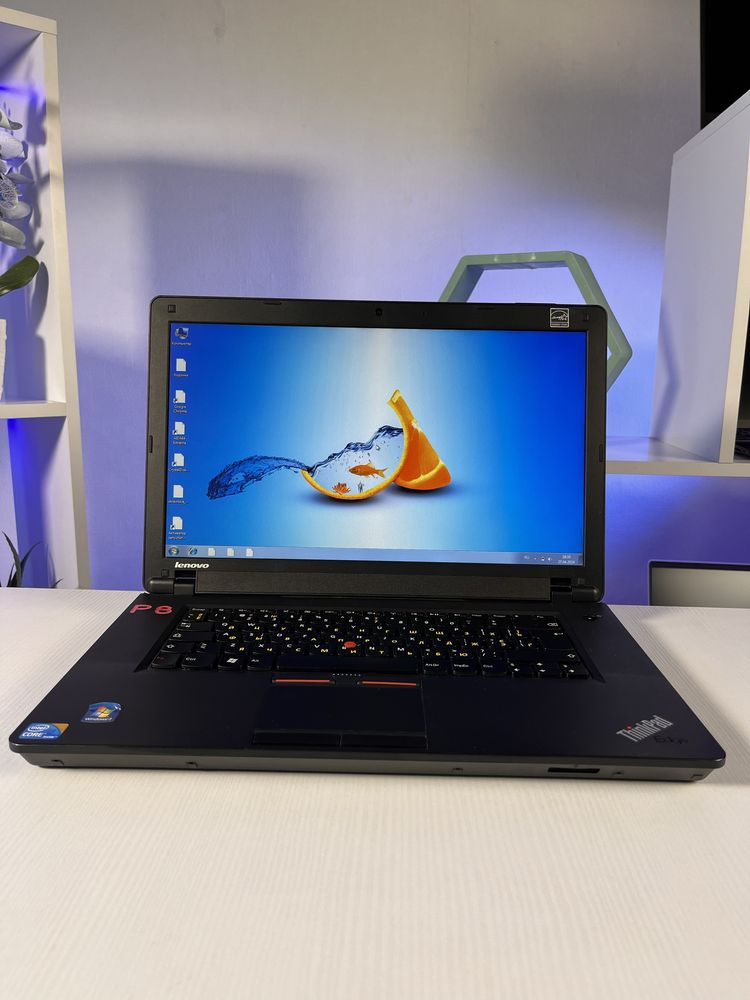 Ноутбук Lenovo ThinkPad E15, Core i3