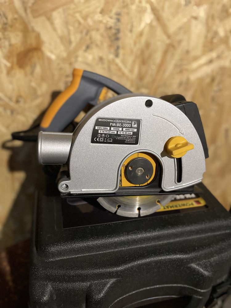Штроборіз Powermat PM-BE-3000 з кейсом