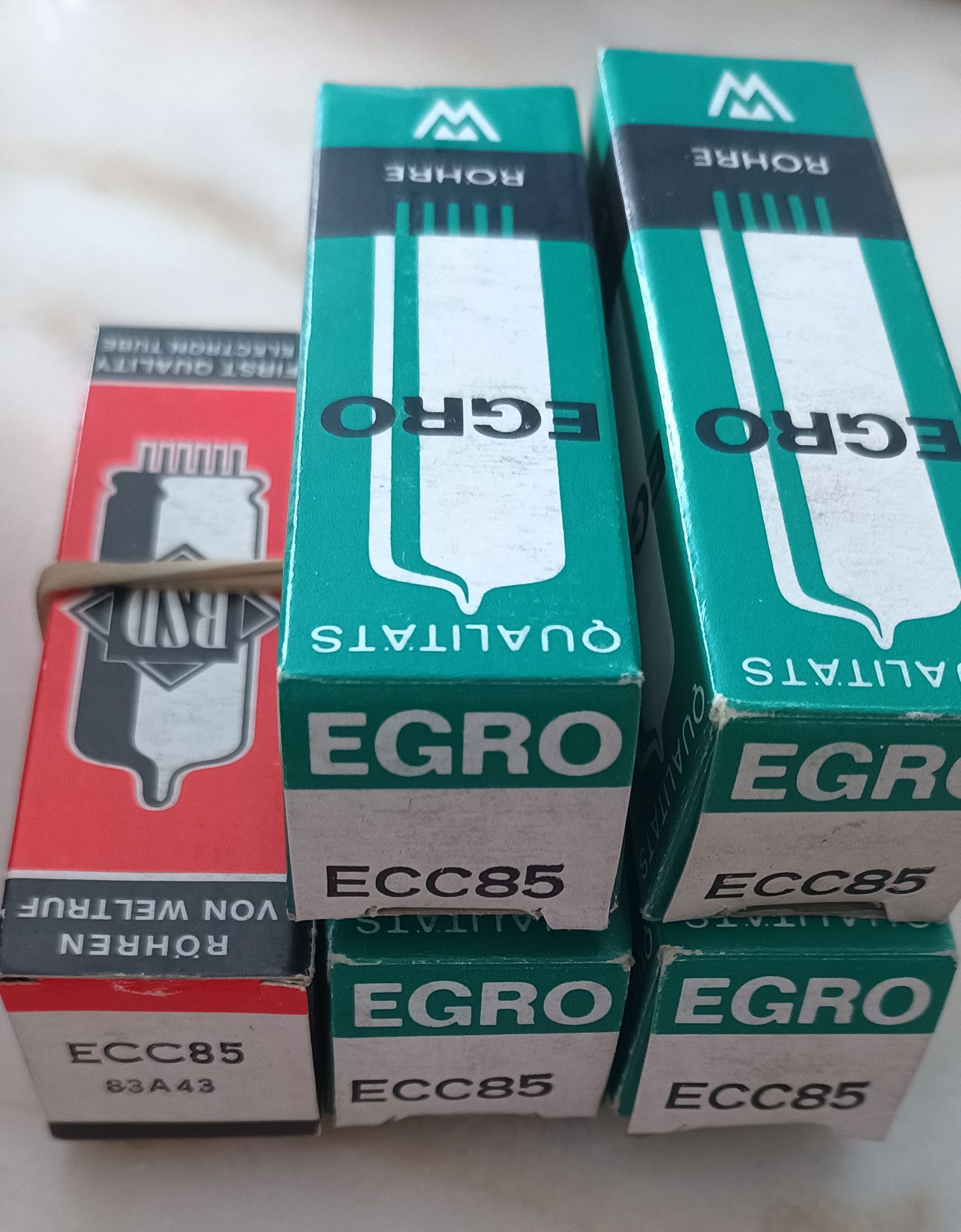 Lampy ecc85 nowe nos w pudelkach