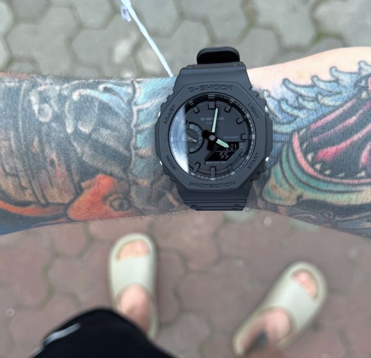 Годинник CASIO G-SHOCK CLASSIC GA-2100-1A1DR оригінал
