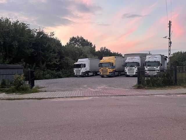 Wynajmę bazę transportową na 5 zestawów.