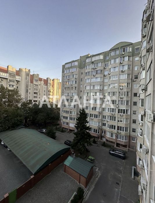 Однокомнатная квартира в кирпичном доме с ремонтом  в ЖК Вернисаж