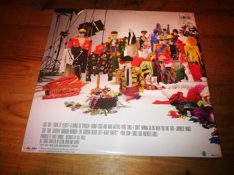 ELTON JOHN - Reg Strikes Back  LP