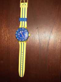 Swatch amarelo e azul