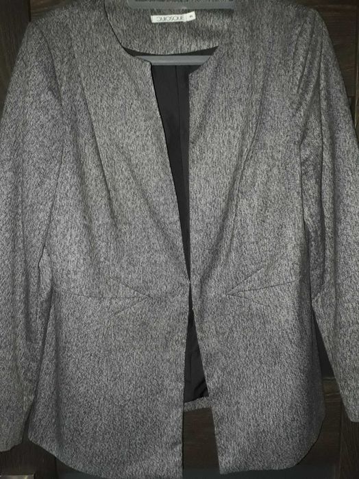 Garsonka ,kostium Quisque 46