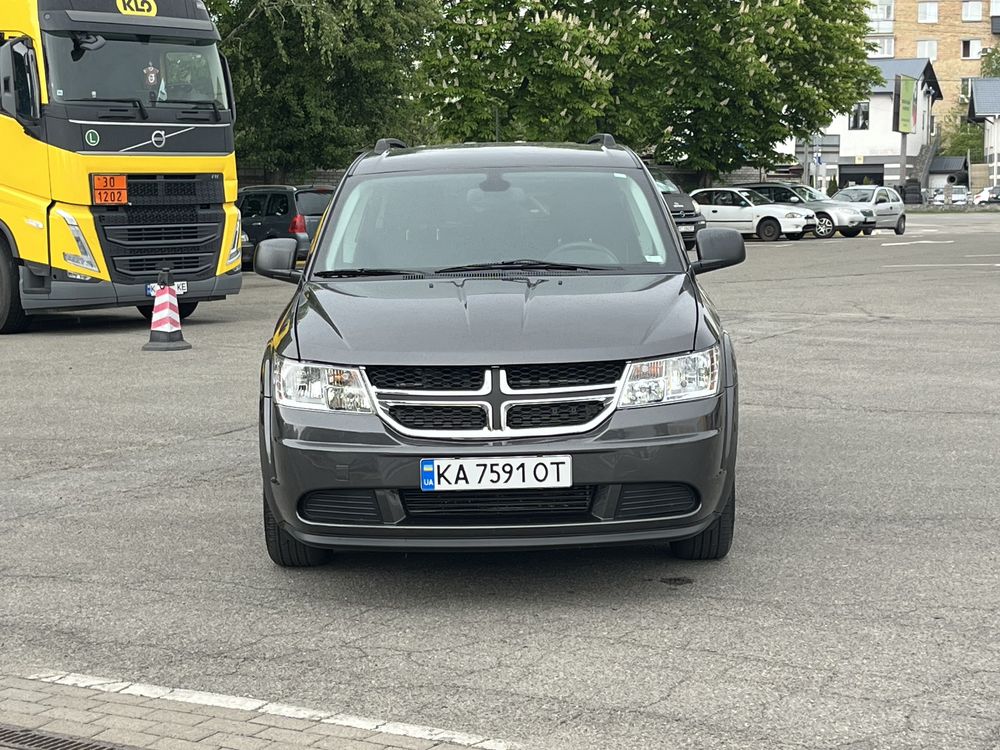 Dodge Journey 2,4 мінімальну пошкодження, відмінний стан