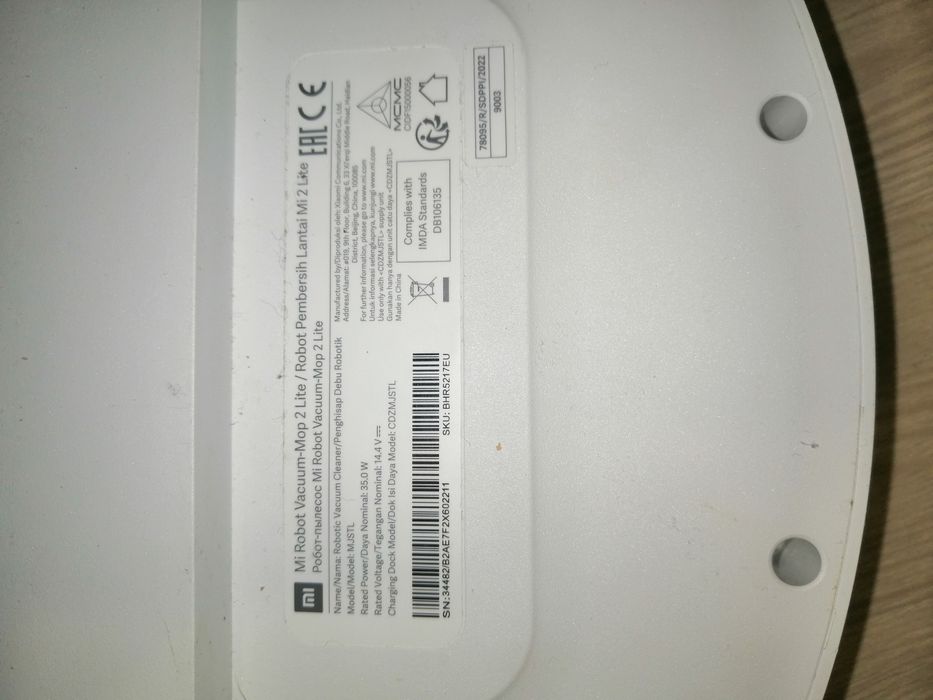 Продам б. У робот пилисос