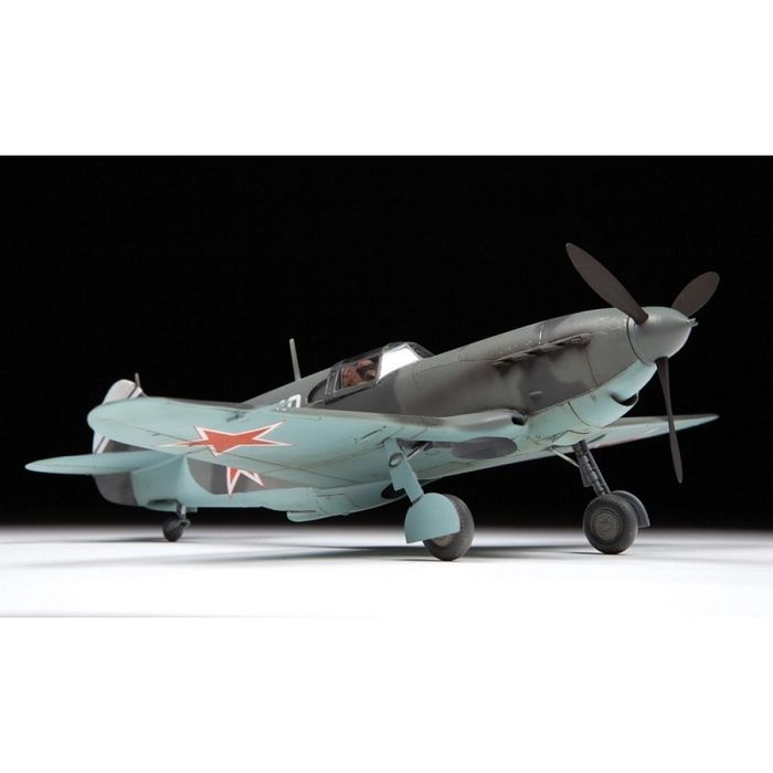 LaGG-3 Radziecki myśliwiec model samolot 1:48 Zvezda 4833