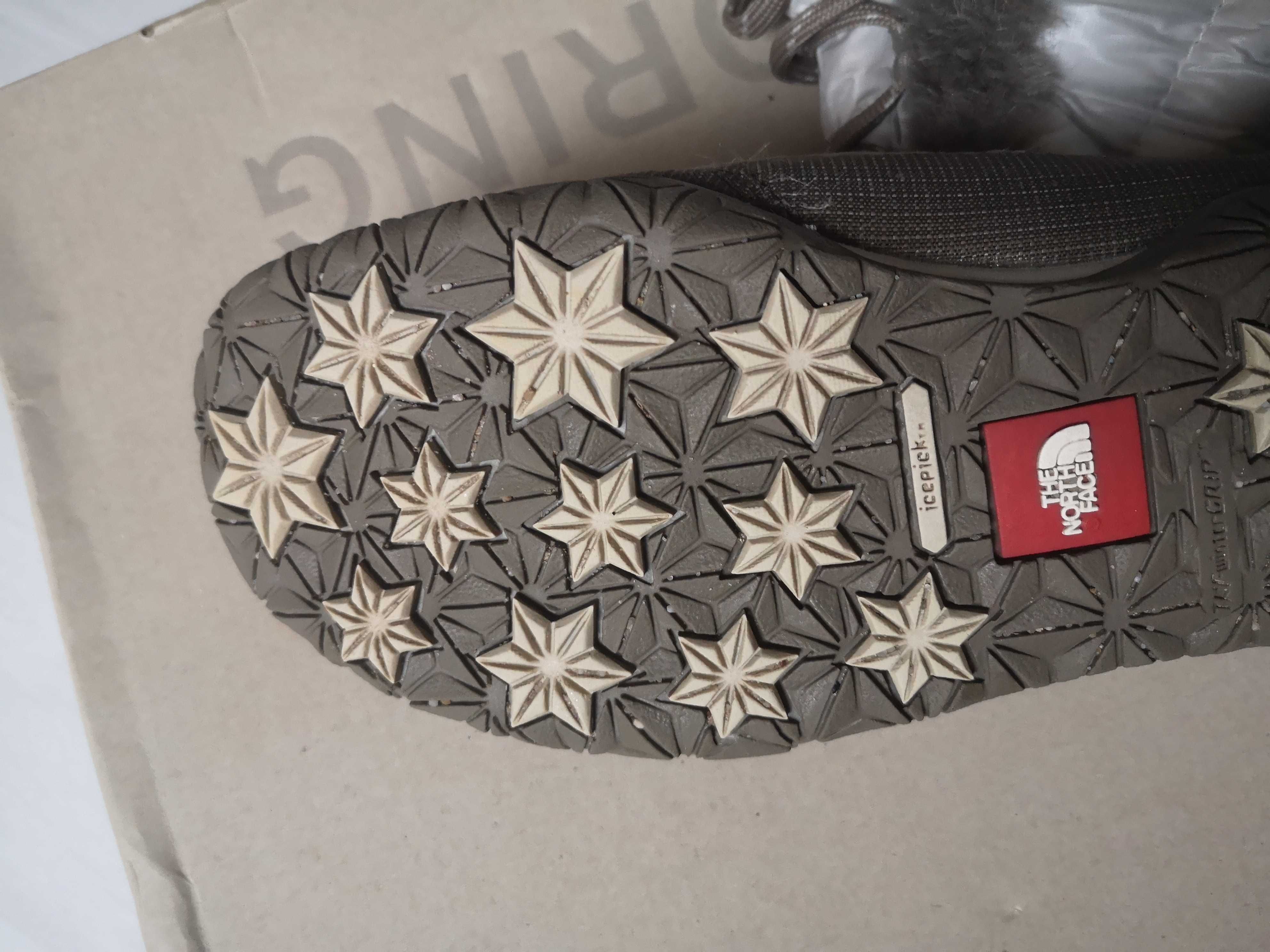 Buty zimowe puchowe, damskie NUPTSE FUR IV The North Face