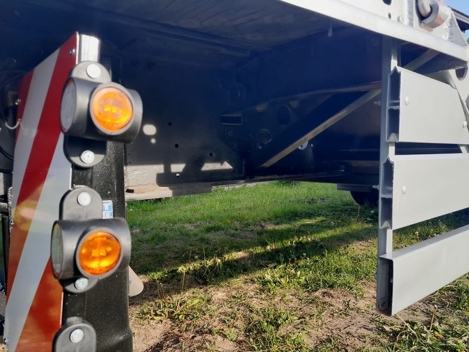 Niskopodwozie mega platforma laweta Schmitz