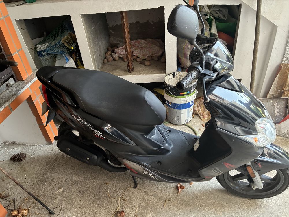 Mota Yamaha JogR