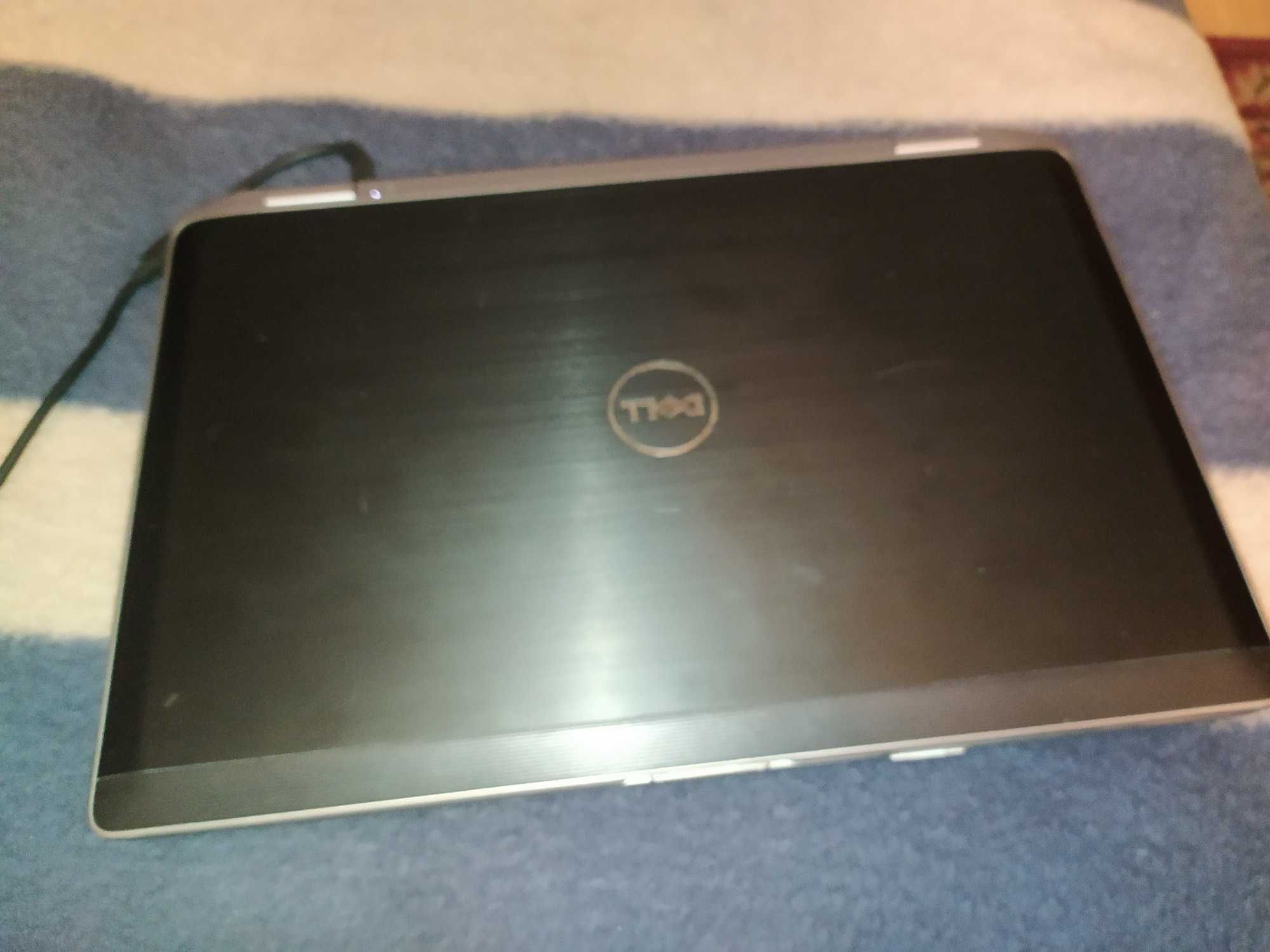 Ноутбук Dell Latitude E6520 / i3/ FullHD / SSD