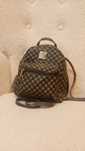 Mochilas Pequena Castanha 5€