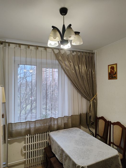 Пропоную до продажу 3 кімнатну квартиру  Руденко 15/14