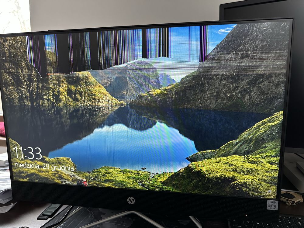 Komputer HP AiO i3, 256GB ssd, 4GB ram