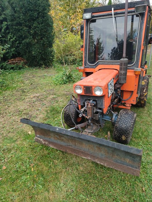 Kubota 7100 traktorek
