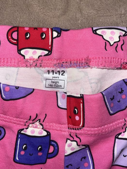 Яскрава трикотажна піжама на дівчинку