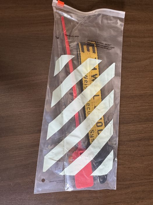 Off-white zip tie porta chaves