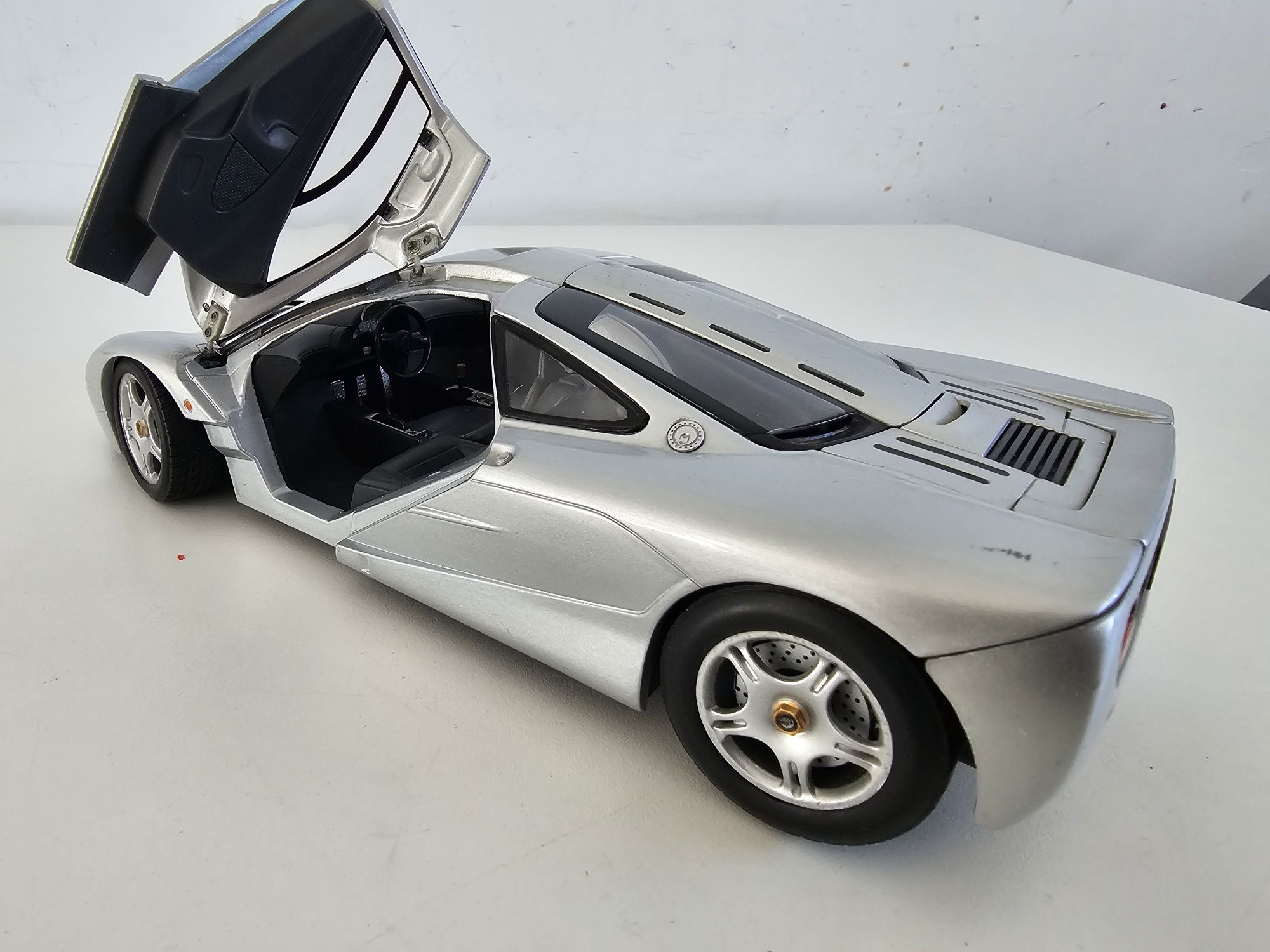 McLaren F1 1/18 UT Models BCM