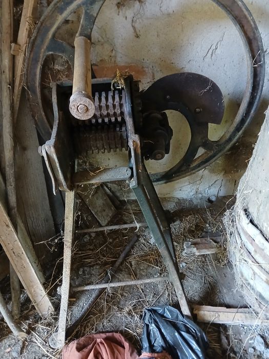 Продам січкарню.