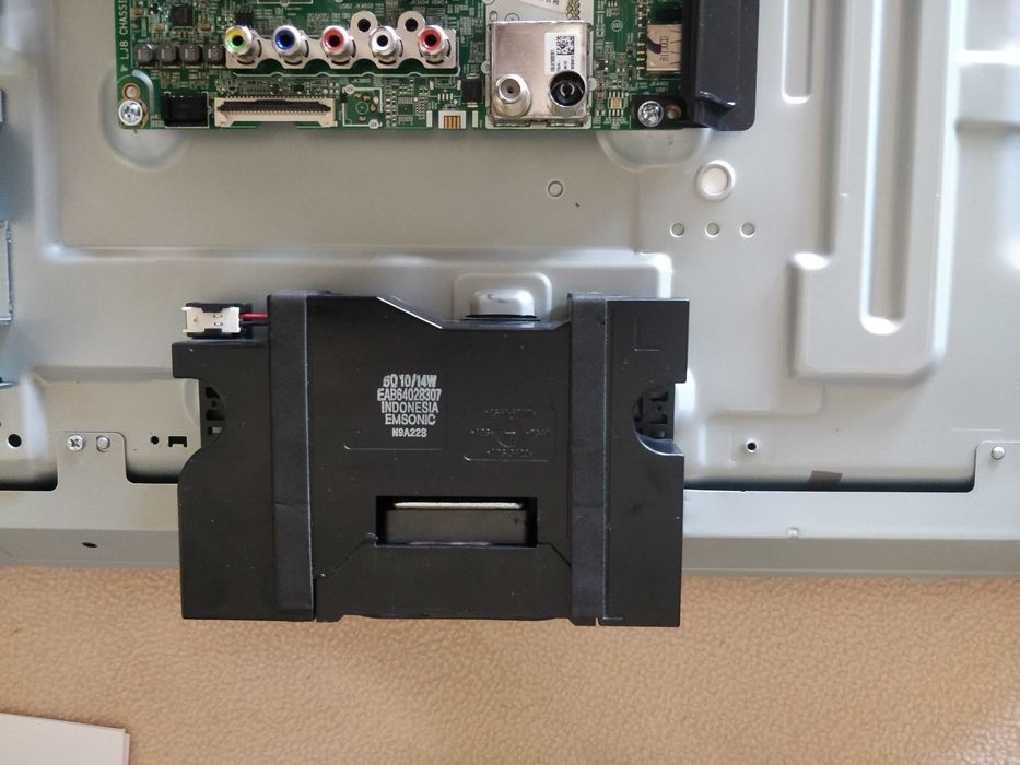 Vendo Smart TV LG 50UK6950PLB - Para peças