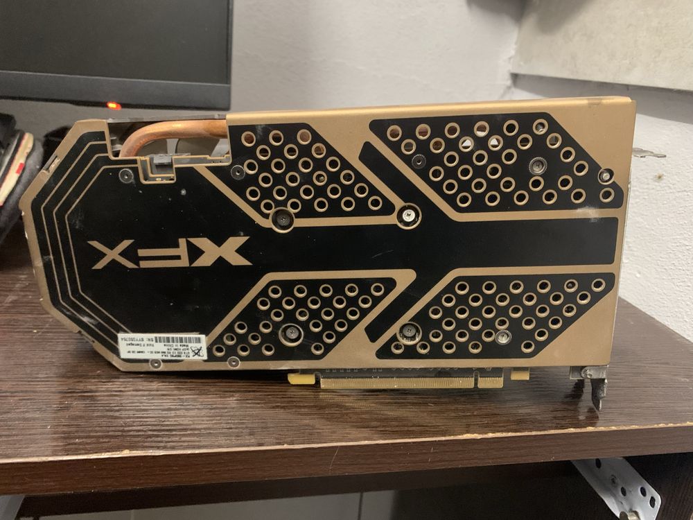 Видеокаота (відеокарта) XFX RX580 8GB JDDR5