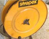 Maquina de cintar marca STRAPEX com bobinadora