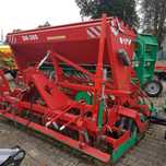 Agro-Masz SN300  Używany siewnik nadbudowany SN300 z agregatem AGRO-MASZ, rok 2015