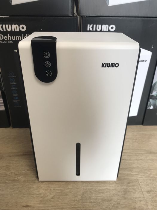 Осушувач повітря 30 м². 2,5 л. Kiumo,функція авто вимкнення