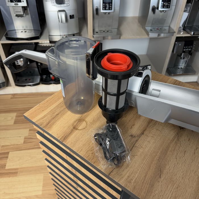 Акумуляторний пилосос Bosch Athlet 25.2V Перепакований на 65 Wh